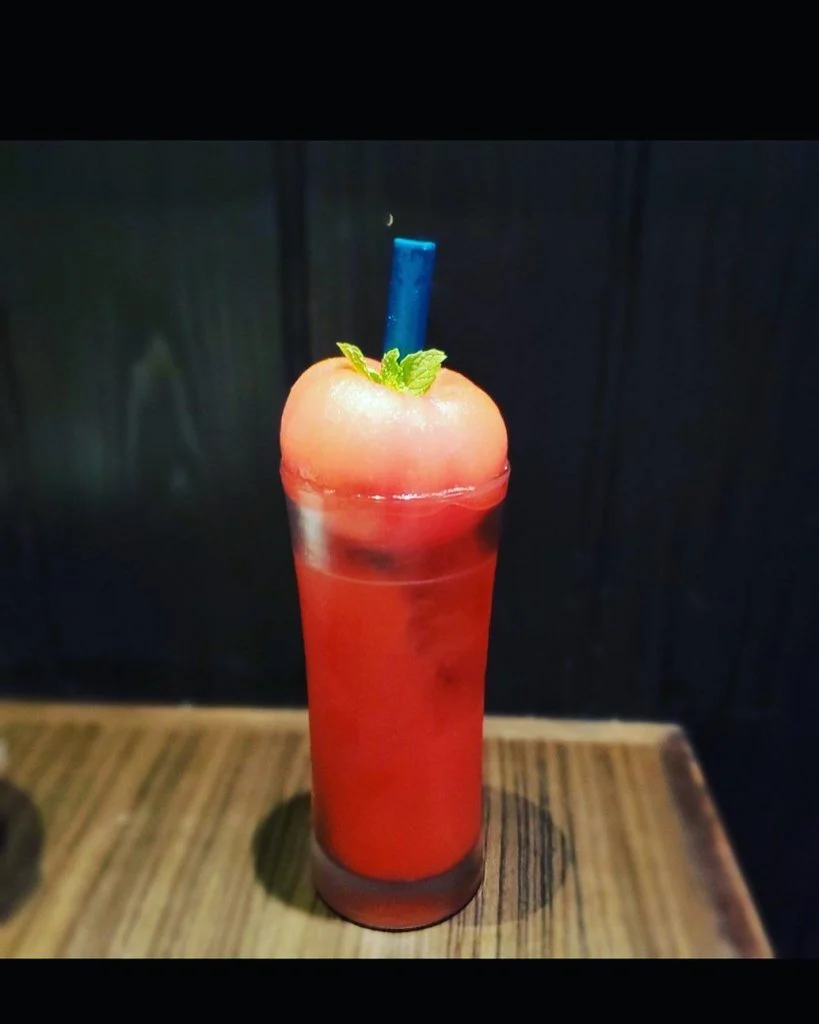 ((ドンっと丸ごとトマト酎ハイ))