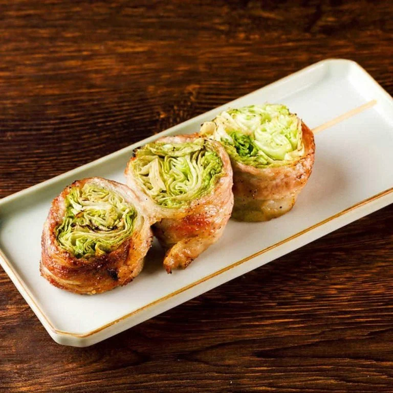 ((蜜だからこそ美味い!レタス巻き))@栄/居酒屋/野菜巻き串/フルーツ酎ハイ