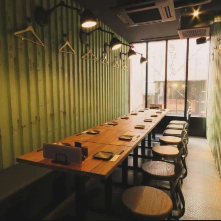 栄でお店をお探しならきばくもんへ!@野菜巻き串/栄/フルーツ酎ハイ/居酒屋/博多野菜巻き串といえばきばくもん