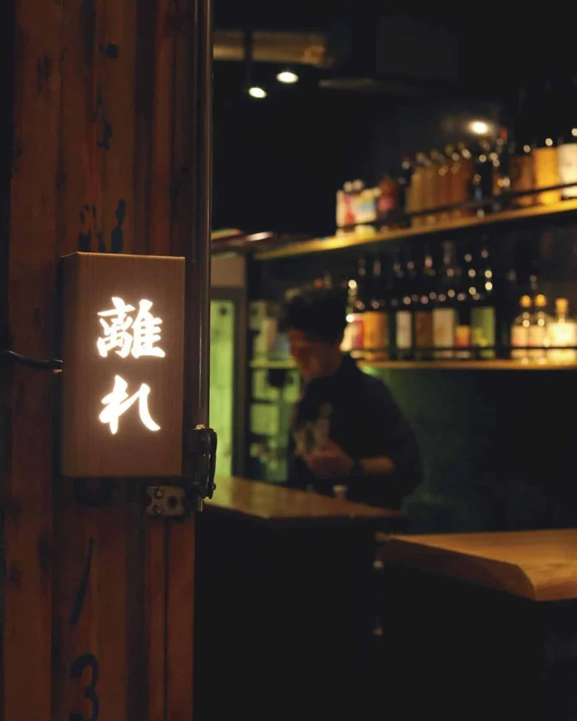団体で周りを気にせず過ごしたい夜には、離れのお席もご用意しています。